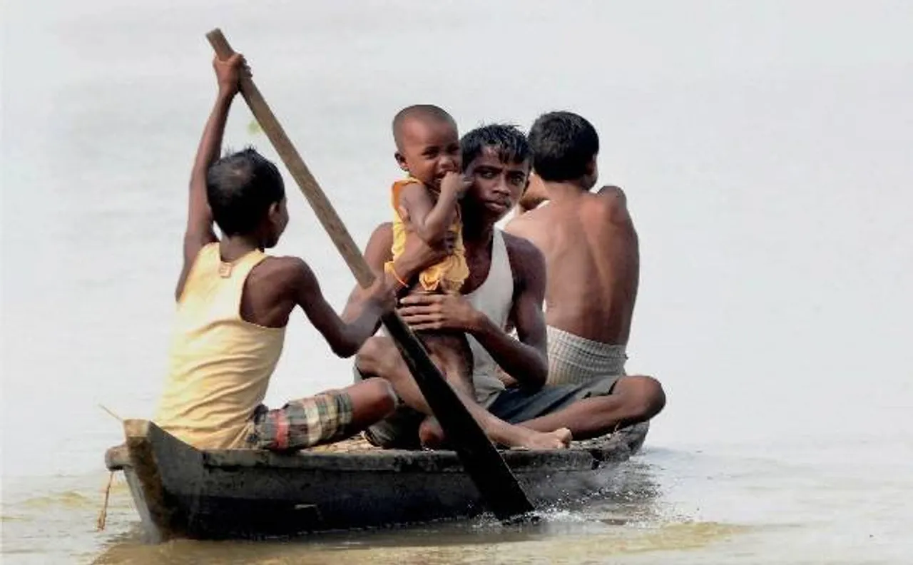 बिहार में बाढ़ का कहर, अब तक 72 लोगों की मौत, लाखों बेघर