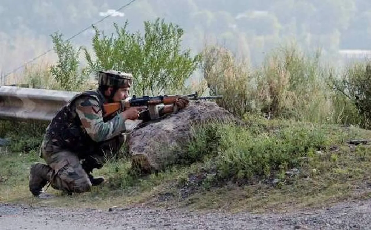 जम्मू-कश्मीर: LoC के पास गुरेज सेक्टर में आतंकियों और सुरक्षाबलों के बीच मुठभेड़