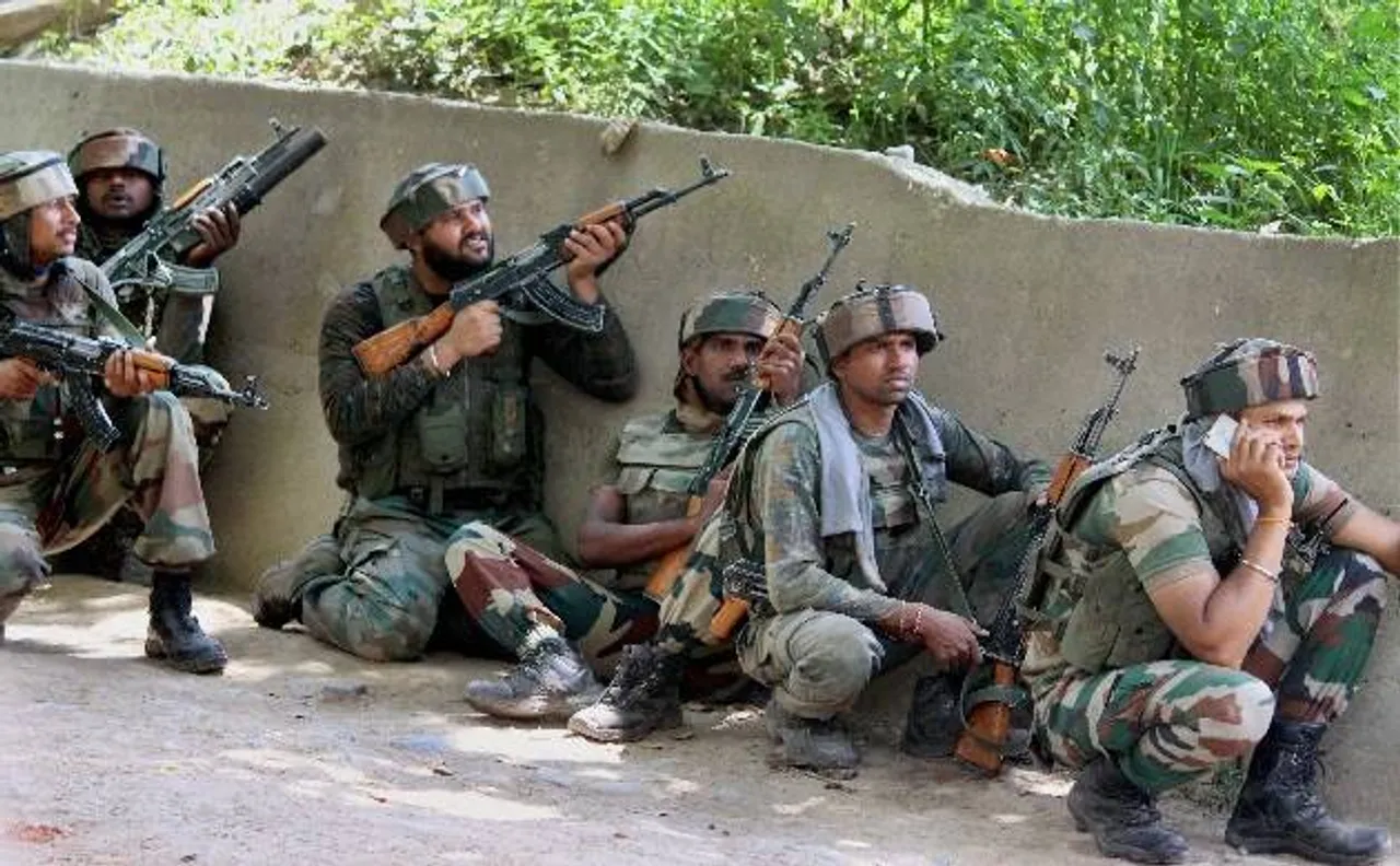 जम्मू-कश्मीर: सुरक्षाबलों को बड़ी सफलता, पुलवामा में लश्कर कमांडर अयूब ललहारी ढेर