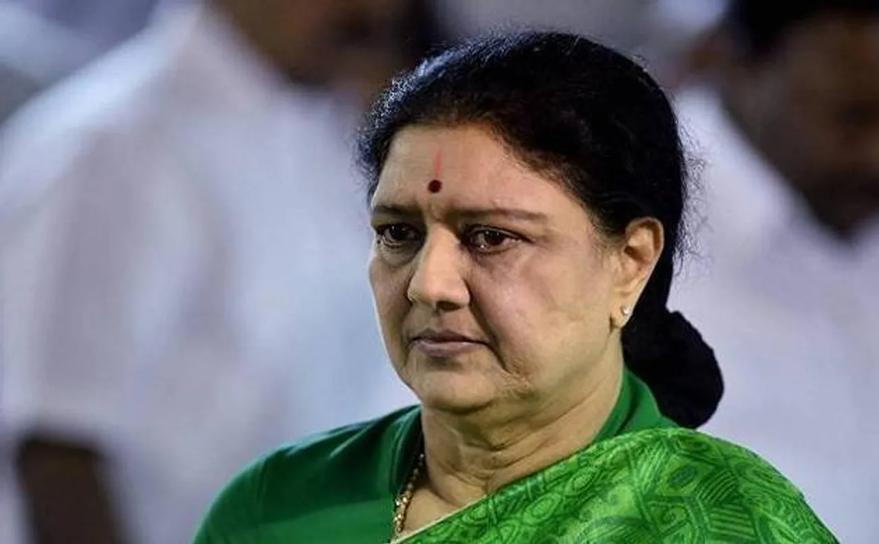 AIADMK के दो धड़ों के विलय के लिए शशिकला का निष्कासन जरूरी, पन्नीरसेल्वम गुट झुकने को तैयार नहीं