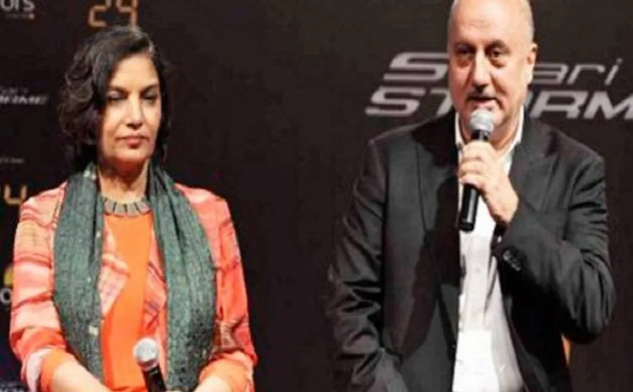 तीन तलाक: अनुपम खेर सहित अन्य बॉलीवुड हस्तियों ने इस ऐतिहासिक फैसले का किया स्वागत