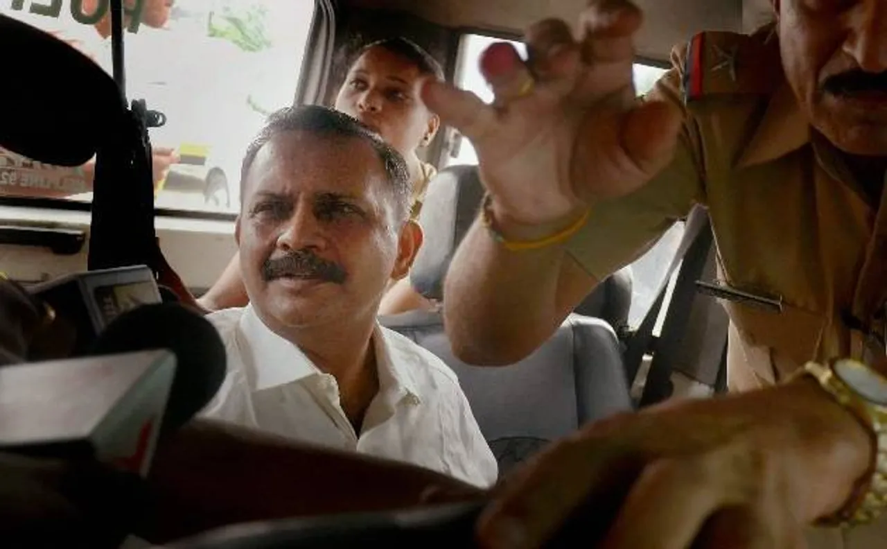 कर्नल पुरोहित की रिहाई से लेकर सनी लियोनी के नोटिस तक, अब तक की 10 बड़ी खबरें