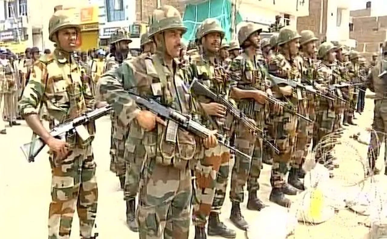 हरियाणा हिंसा: आर्मी ने कहा, डेरा मुख्यालय में घुसने की फिलहाल कोई योजना नहीं