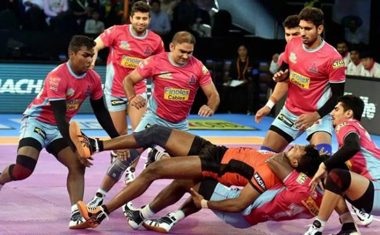 प्रो कबड्डी लीग: जयपुर पिंक पैंथर ने यू मुंबा को दी उसी के घर में मात
