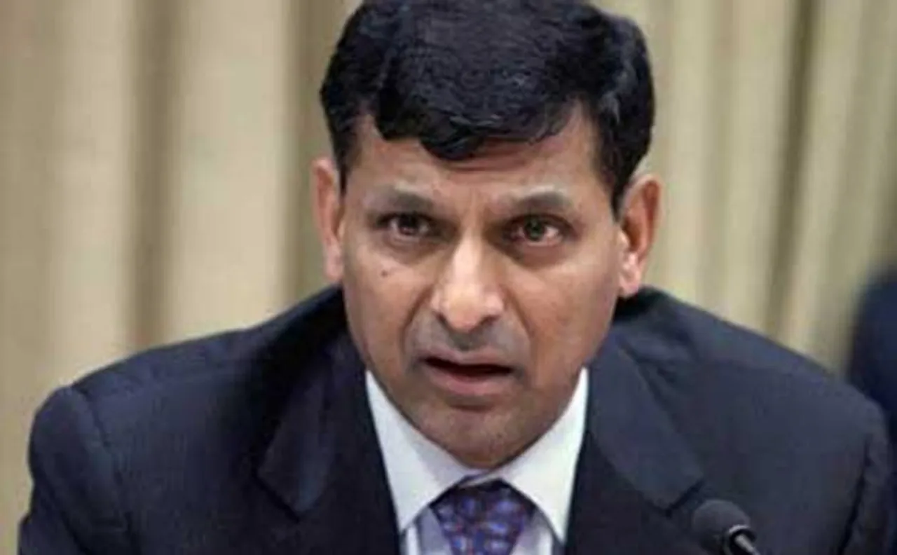 RBI पूर्व गवर्नर राजन ने कहा- नोटबंदी पर सरकार को नुकसान के बारे में किया था आगाह