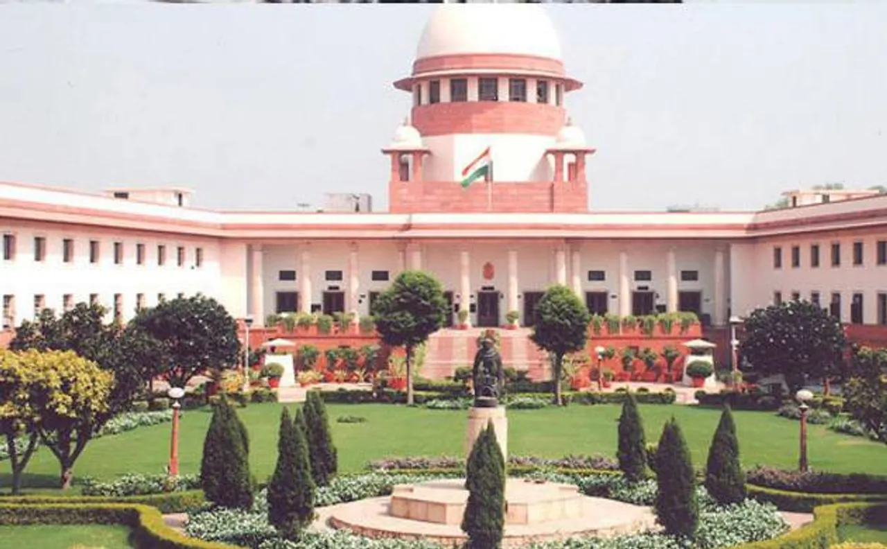 जम्मू-कश्मीर हाई कोर्ट के रिटायर्ड जजों को सुरक्षा देने के आदेश पर सुप्रीम कोर्ट ने लगाई रोक