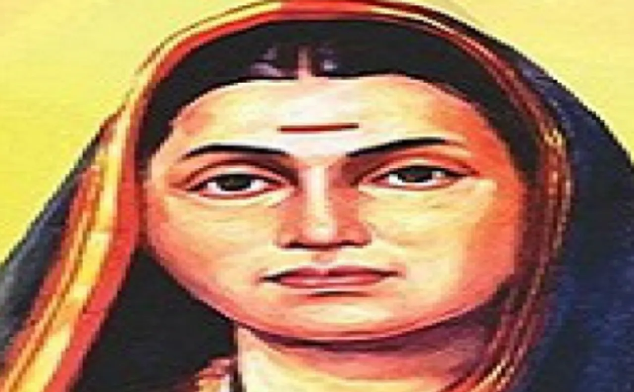 सावित्रीबाई फुले: देश की पहली महिला शिक्षिका या समाज की महानायिका?
