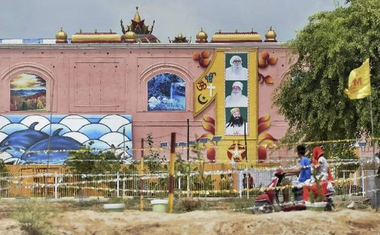 सिरसा के डेरा सच्चा सौदा के हेडक्वॉर्टर में आज तलाशी अभियान, कर्फ्यू में नहीं मिलेगी ढील