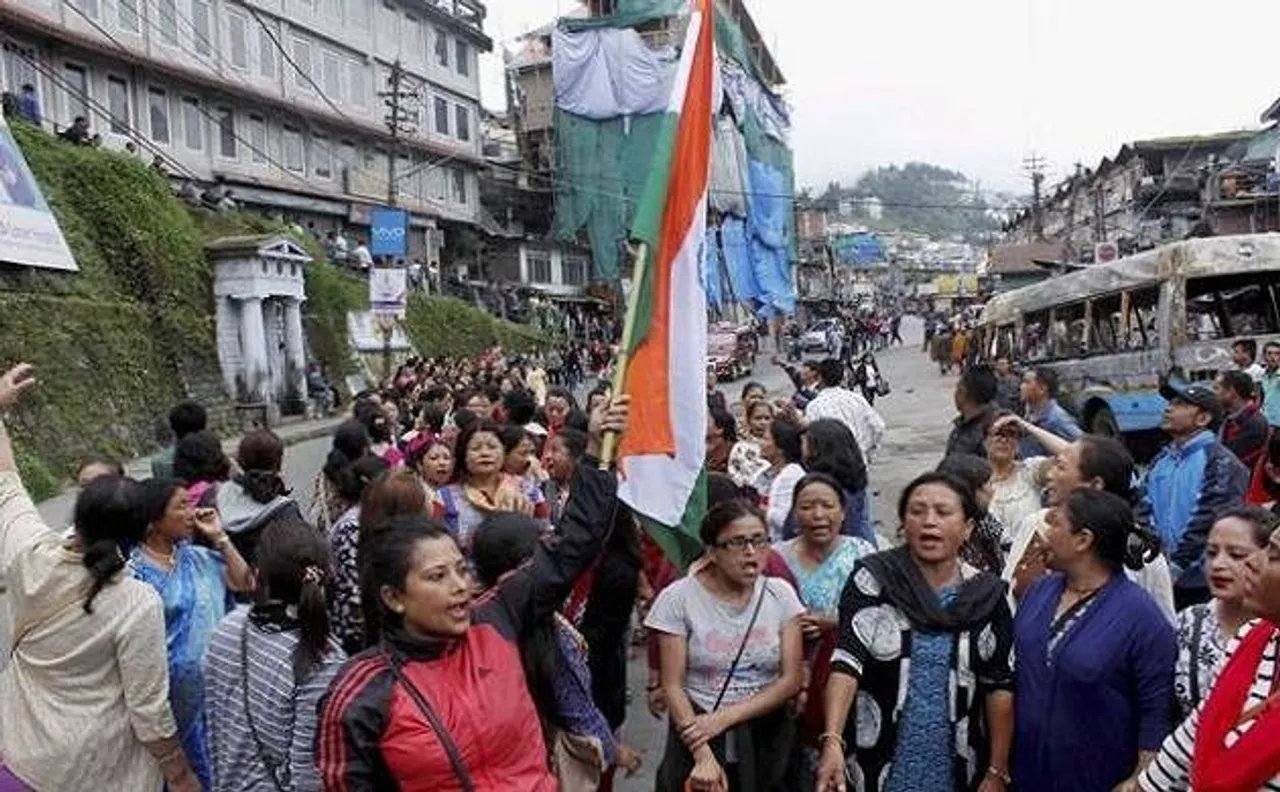 दार्जिलिंग के लाल चौक पर हिंसा फैलाने के आरोप में 11 जीजेएम कार्यकर्ता गिरफ्तार