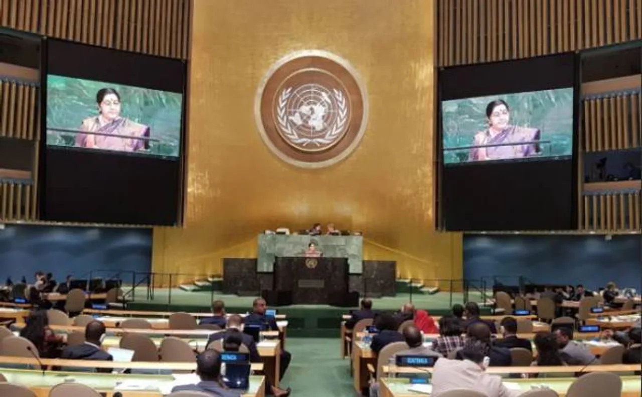 UN में सुषमा ने दिखाया पाक को आईना, 'भारत के IIT-AIIMS के मुकाबले पाकिस्तान ने लश्कर और जैश बनाए'