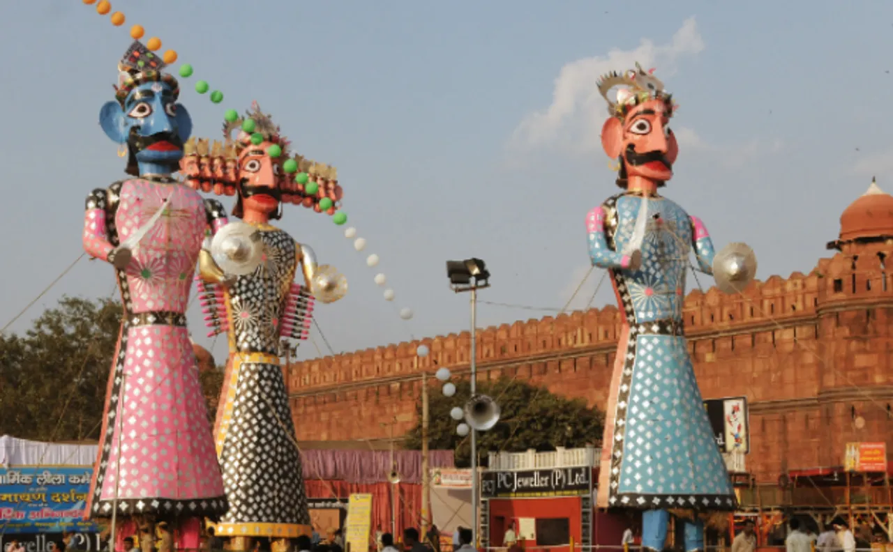 दशहरा 2017: घर में रावण के पुतले की राख लाने से आती सुख-समृद्धि, जानें और अनकही बातें