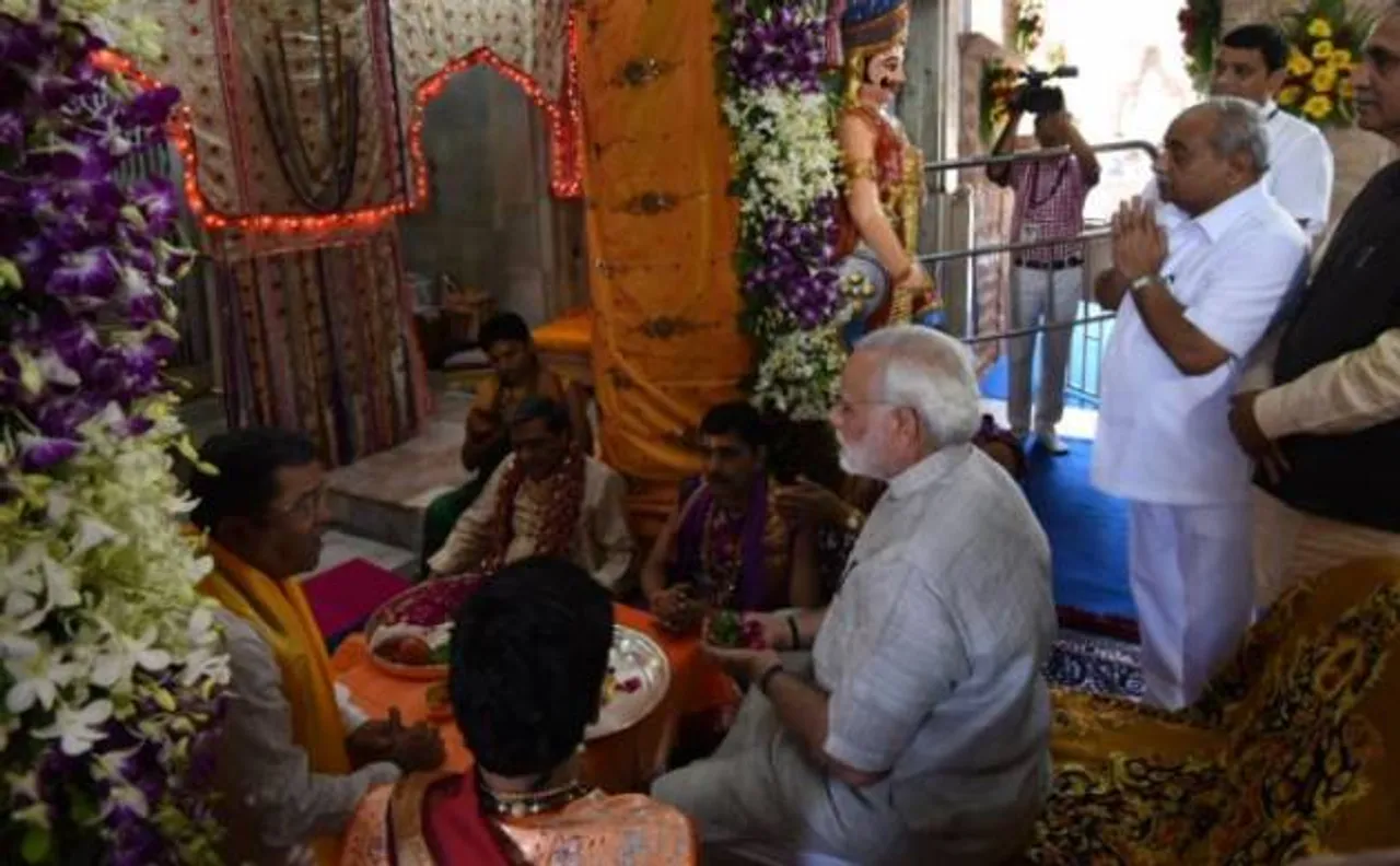 गुजरात दौरे पर पीएम मोदी से लेकर फीफा अंडर 17 विश्वकप तक, देखें अबतक की 10 बड़ी खबरें