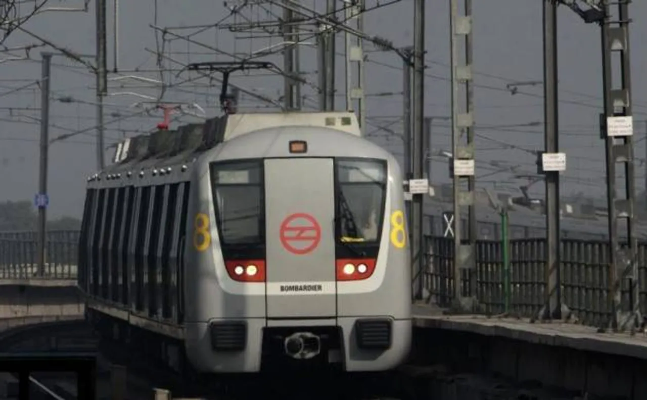 दिल्ली मेट्रो: केंद्रीय मंत्री हरदीप पुरी का केजरीवाल को जवाब, 3000 करोड़ दें तो नहीं बढ़ेगा किराया
