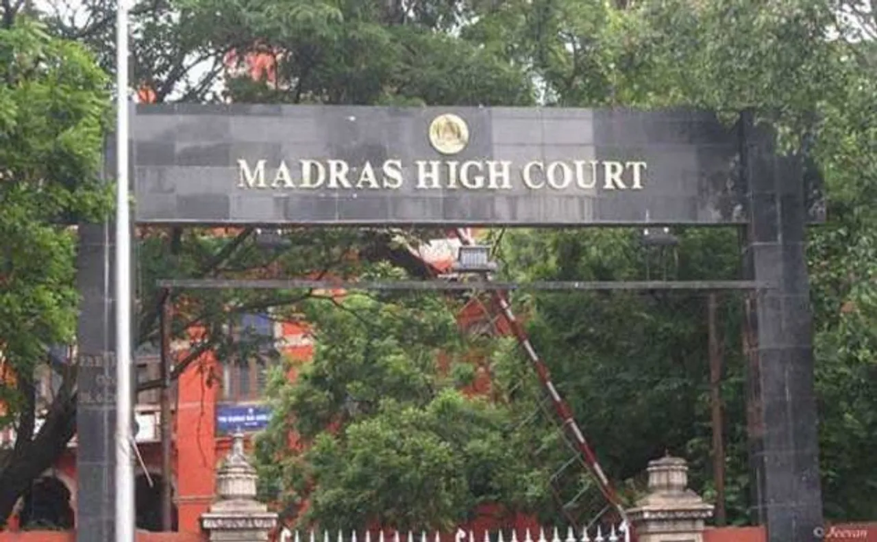तमिलनाडु: मद्रास हाई कोर्ट ने विधायकों की अयोग्यता पर सुनवाई 2 नवंबर तक स्थगित की
