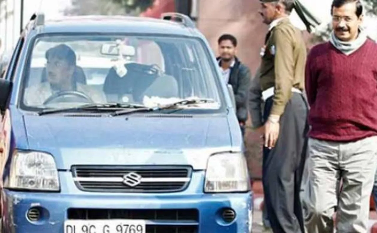 केजरीवाल ने वैगनआर चोरी होने के बाद उपराज्यपाल को चिट्ठी लिखकर कानून व्यवस्था पर उठाए सवाल