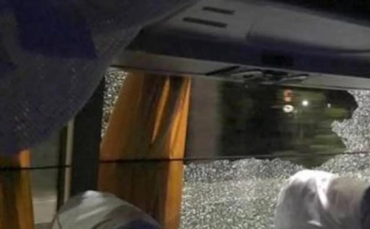 गुवाहाटी T20 के बाद ऑस्ट्रेलियाई टीम की बस पर पत्थर फेंकने के मामले में 4 गिरफ्तार