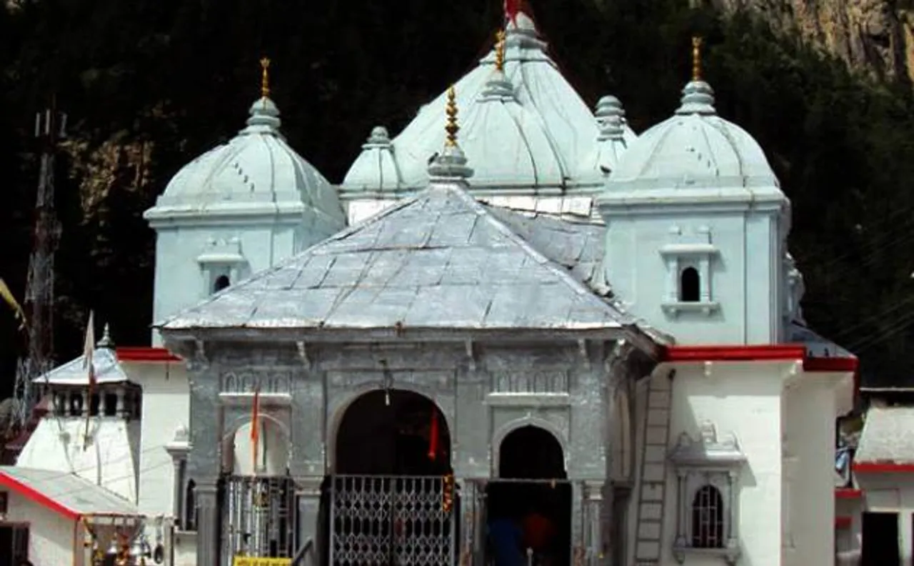 गंगोत्री मंदिर के कपाट 6 महीने के शीत अवकाश के लिए बंद