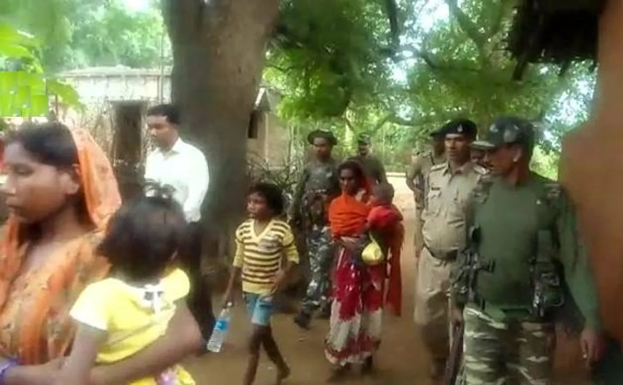झारखंड: भूख से मरी बच्ची की मां को पुलिस ने दी सुरक्षा, गांव से निकाला था बाहर
