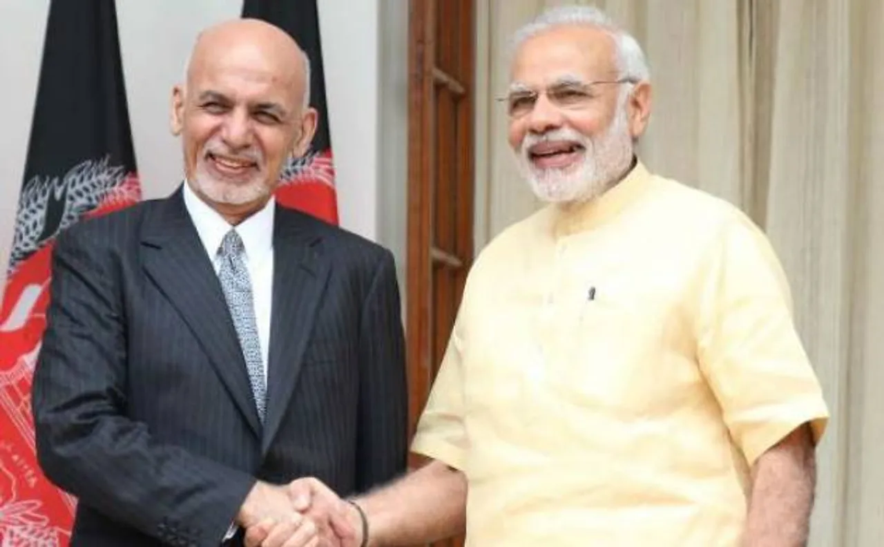 मोदी और गनी की मुलाकात, आतंकवाद के खात्मे पर जतायी प्रतिबद्धता