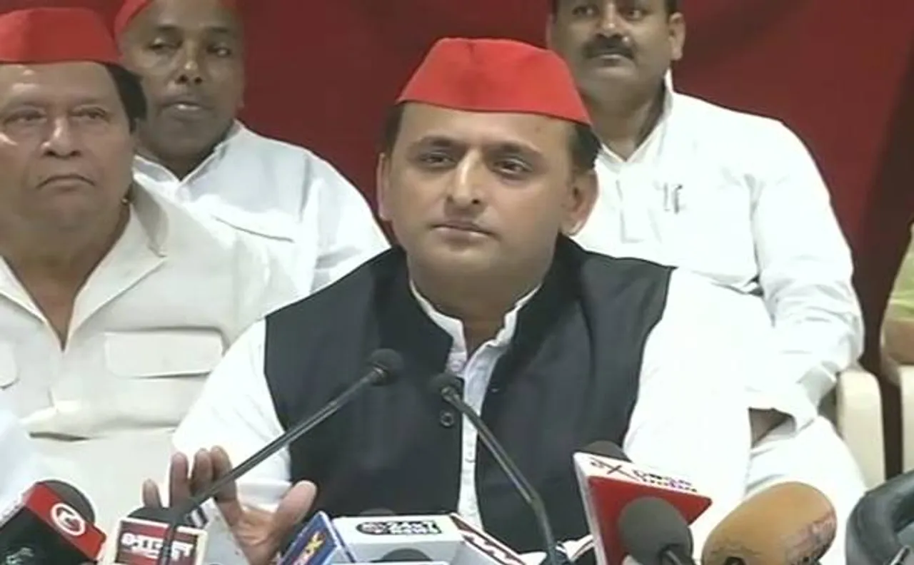 अखिलेश ने साधा योगी सरकार पर निशाना, कहा- राज्य में बढ़ गया है लूट और क्राईम की घटना