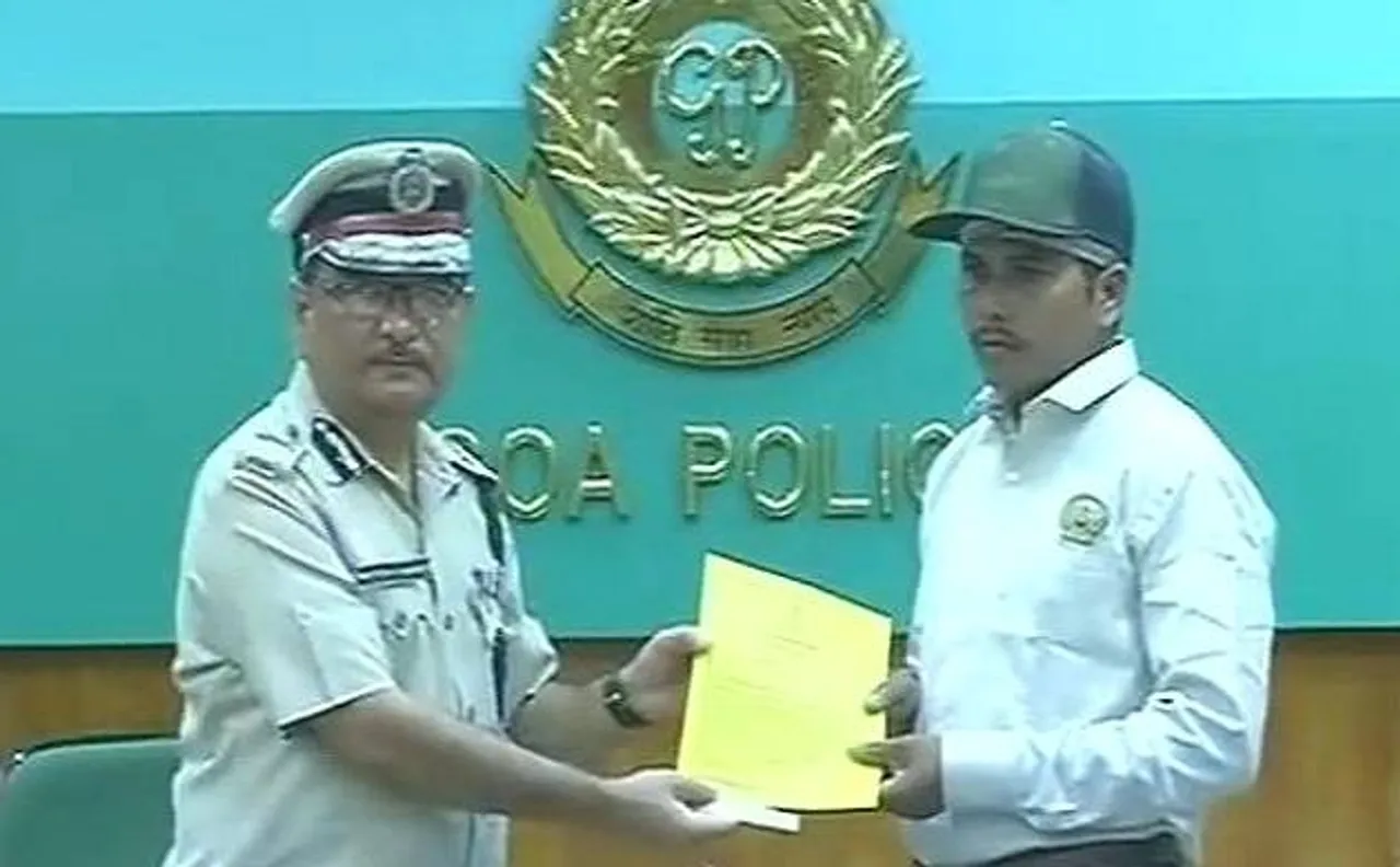 गोवा: एटीएम लूटने आए बदमाश को बहादुरी से रोका, पुलिस ने दिया सम्मान