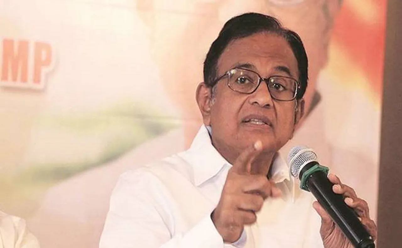 चिदंबरम का मोदी पर हमला, कहा- पीएम 'भूत की कल्पना कर उस पर हमला कर रहे हैं'