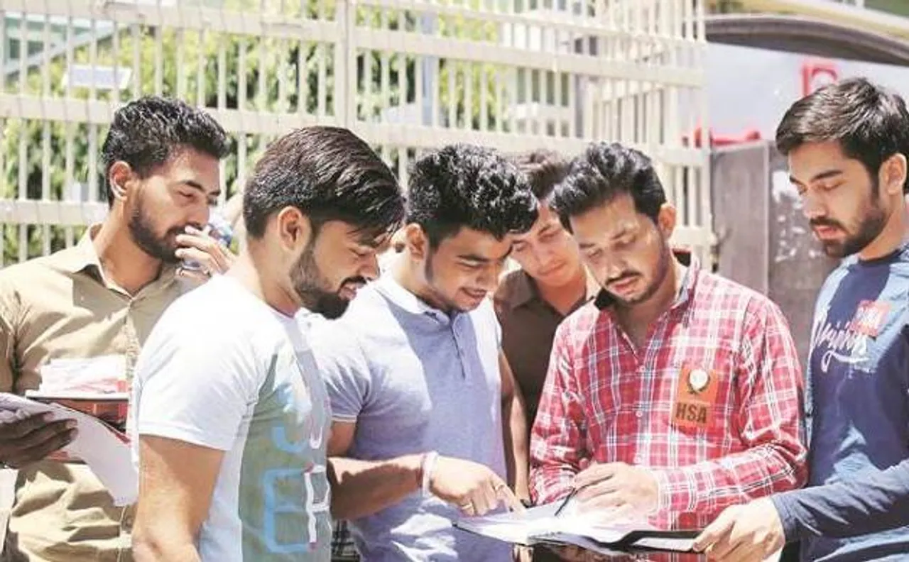 सुप्रीम कोर्ट का आदेश, डिस्टेंस एज़ुकेशन के माध्यम से न हो टेक्निकल कोर्स, पहले की डिग्री होगी कैंसिल