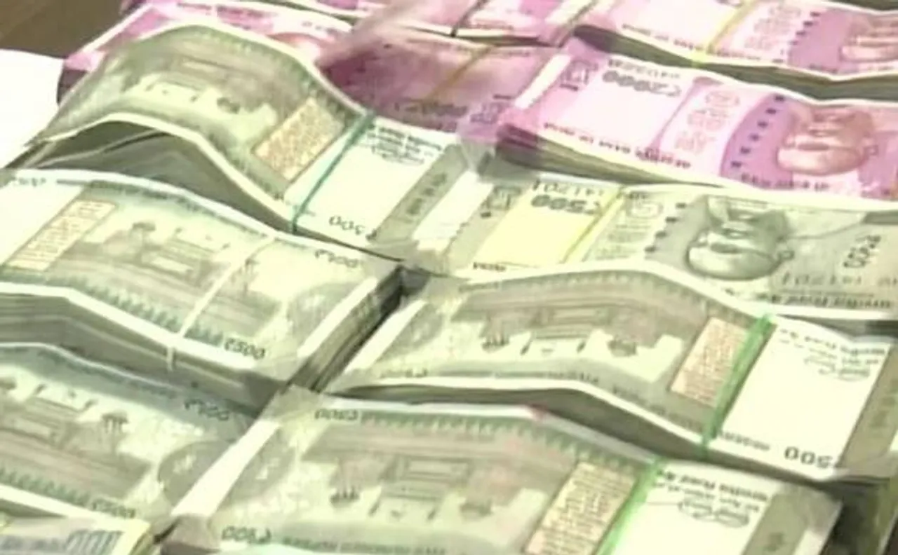 कर्नाटक: छापेमारी में जब्त किए गए 40 लाख रुपये, एक की गिरफ्तारी