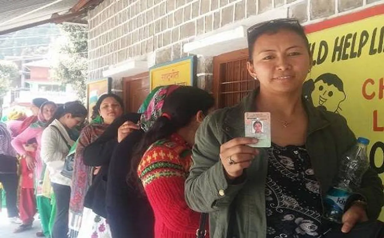 हिमाचल चुनाव: धर्मशाला में 1000 से ज्यादा तिब्बती वोटिंग को लेकर आपस बंटे