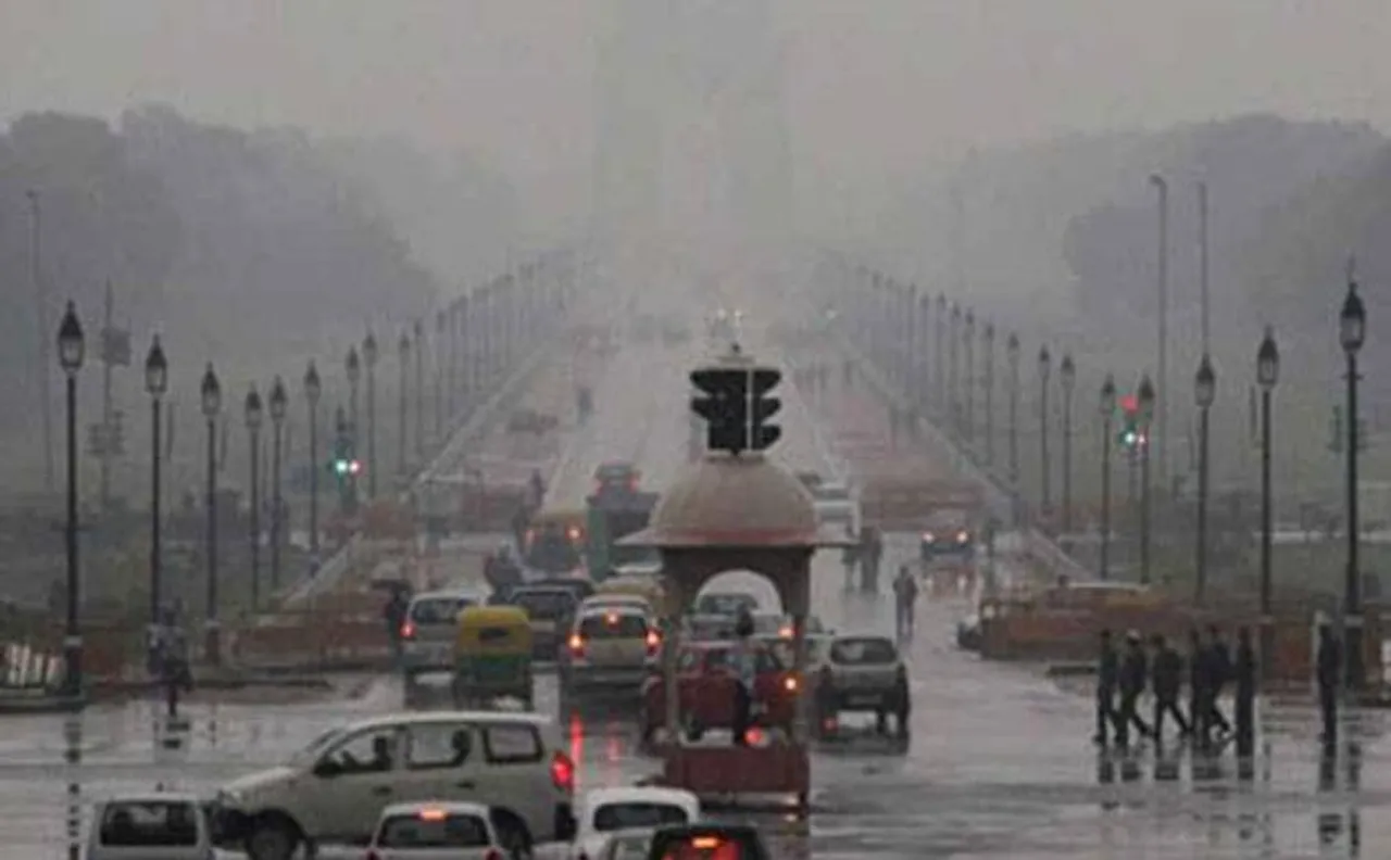 दिल्ली हाई कोर्ट का निर्देश: प्रदूषण पर केंद्र सरकार तीन दिनों के अंदर बुलाए बैठक, ऑड-ईवन पर हो विचार