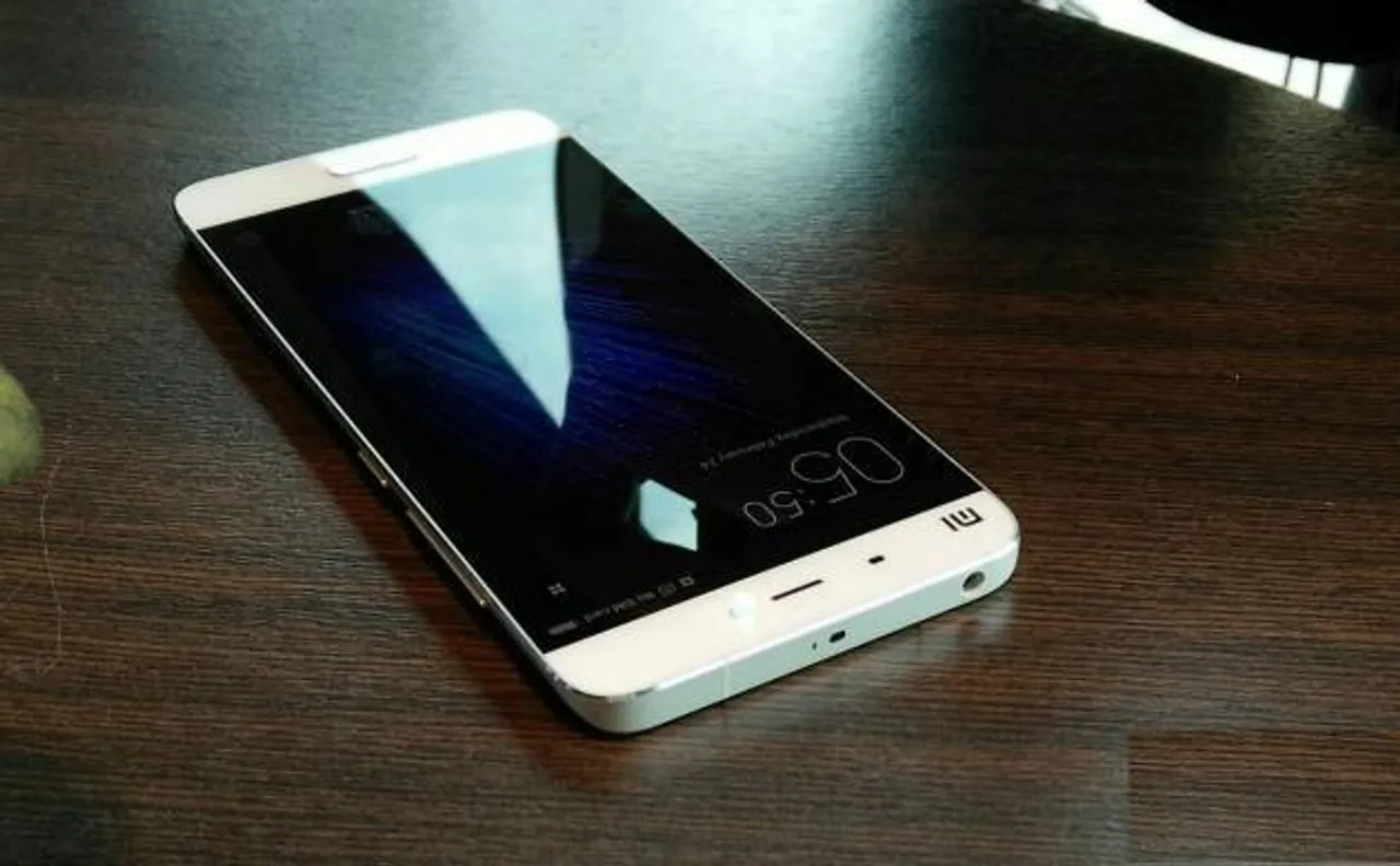 4 जीबी रेम वाला Xiaomi Mi 6 स्मार्टफोन लॉन्च, जानिए इसकी कीमत और फीचर्स
