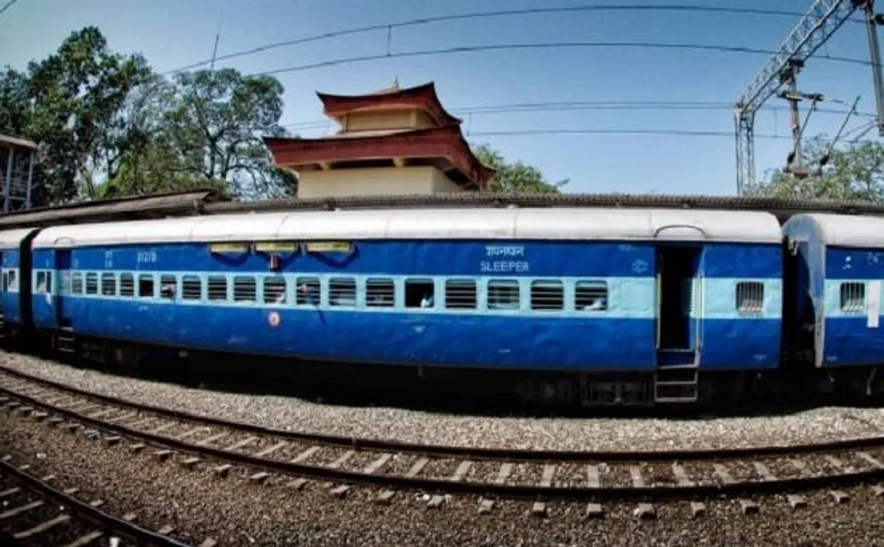 अब ट्रेन में मंत्री जी का सामान भी नहीं सुरक्षित, कोच से चोरी हुआ बैग