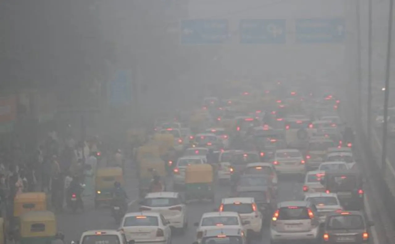 ऑड-ईवन: दिल्ली सरकार ने वापस ली पुनर्विचार याचिका, NGT ने लगाई फटकार