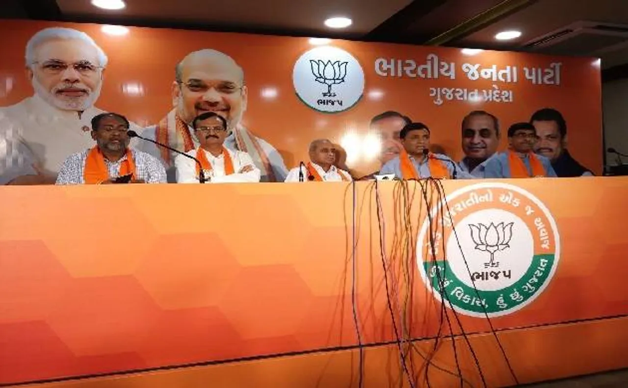 गुजरात चुनाव: बीजेपी में शामिल हुए हार्दिक के पूर्व साथी चिराग पटेल
