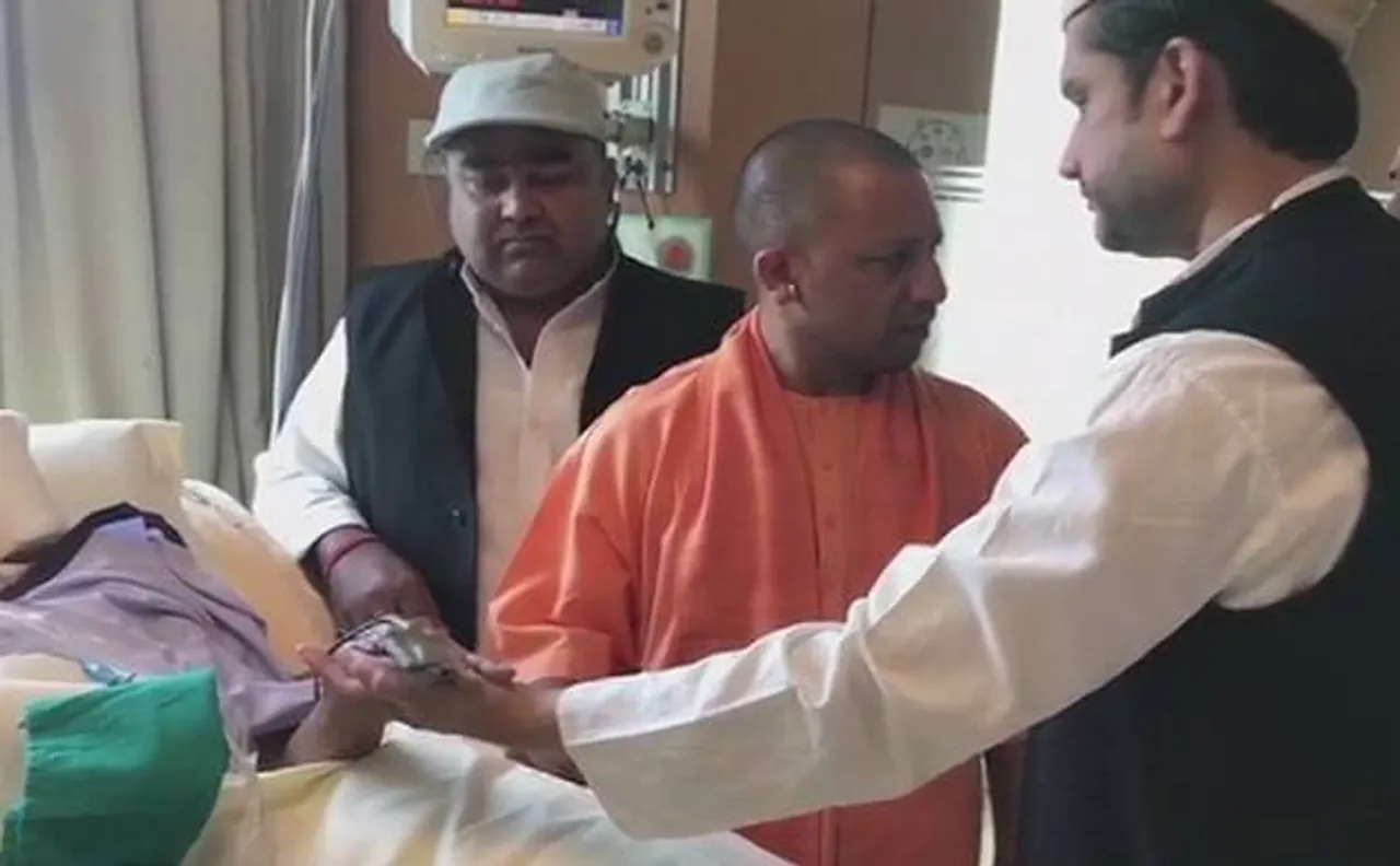 एनडी तिवारी की हालत और बिगड़ी,  मुख्यमंत्री योगी आदित्यनाथ पहुंचे मिलने