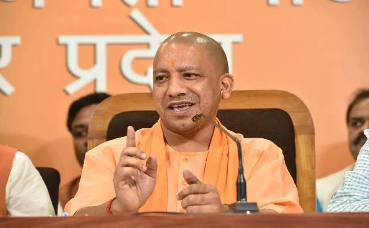 पद्मावती विवाद पर बोले सीएम योगी- भंसाली भी कम दोषी नहीं, लोगों की भावनाओं से खेलने के हैं आदी