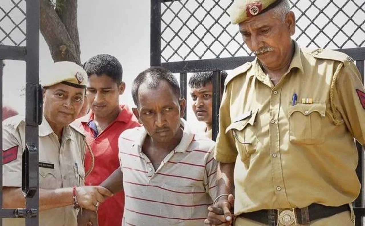 प्रद्युम्‍न हत्‍याकांड: आरोपी कंडक्‍टर की पत्‍नी ने पुलिस पर टॉर्चर करने का लगाया आरोप