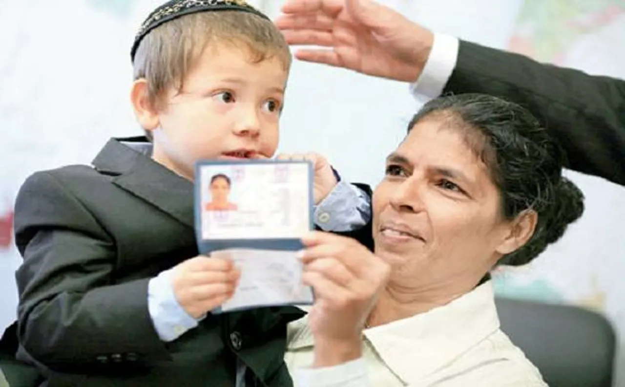 मुबंई हमला: आतंकियों की गोली से कैसे बचा इजरायल का बेबी मोशे, जानिए पूरी कहानी
