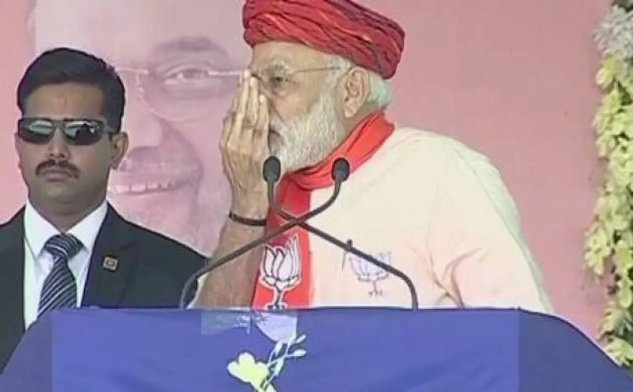 इंदिरा बहन जब मोरबी आई थीं तो बदबू की वजह से नाक पर रूमाल रखा था: पीएम मोदी