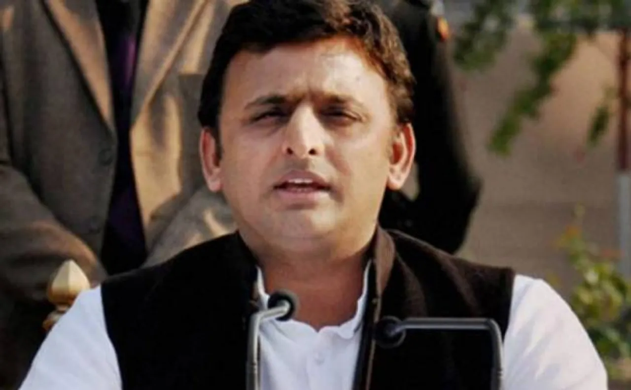 यूपी निकाय चुनाव: अखिलेश का सवाल, बीजेपी को ईवीएम से 46% तो बैलेट से 15% वोट क्यों?