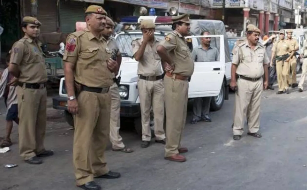 यूपी: बाबरी विध्वंस की 25वीं बरसी पर अयोध्या में हाई अलर्ट