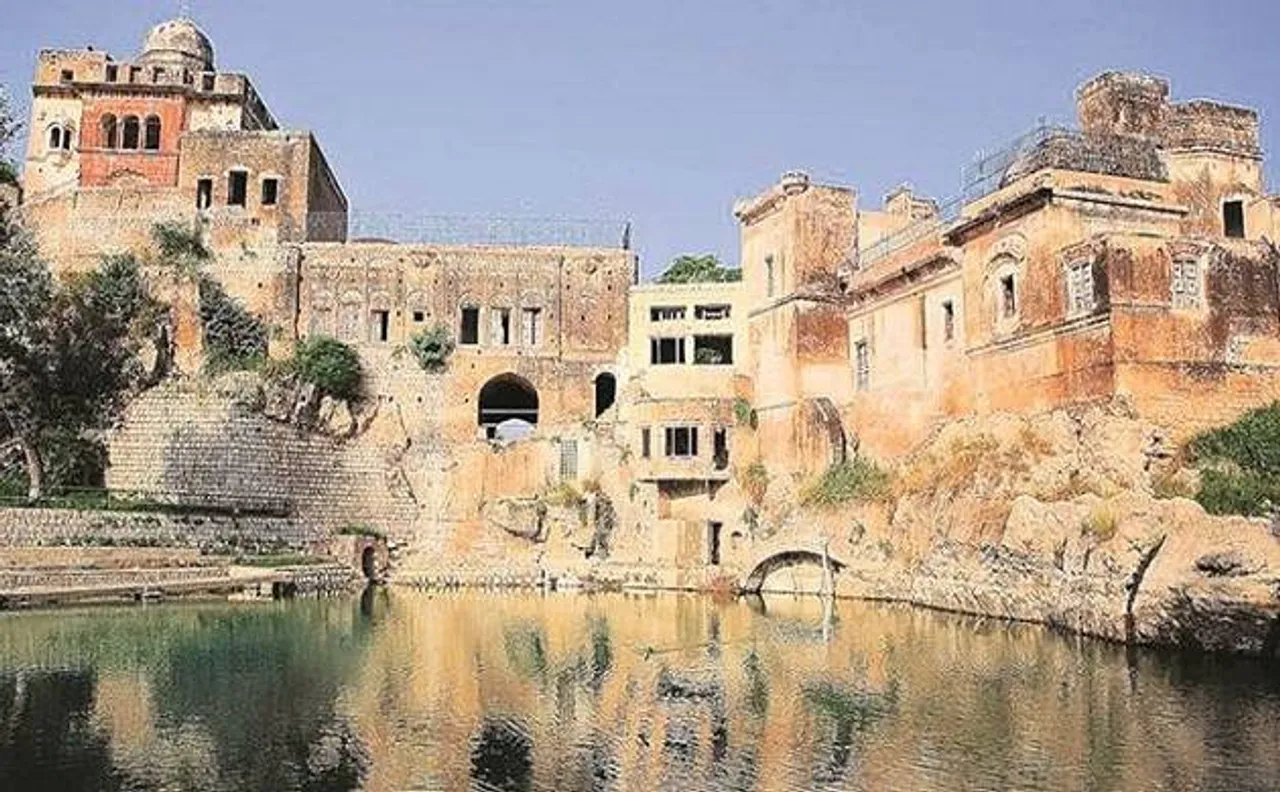 हिंदुओं के ऐतिहासिक कटासराज से गायब हुई राम-हनुमान की मूर्ति, भड़का पाकिस्तानी सुप्रीम कोर्ट