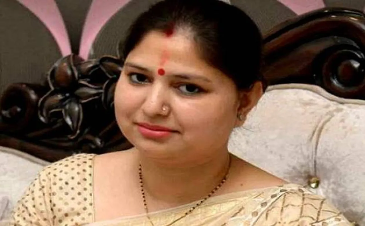UP: बीजेपी सांसद ने लगाई एसडीएम को फटकार, बोलीं- बाराबंकी में जीना मुश्किल कर दूंगी