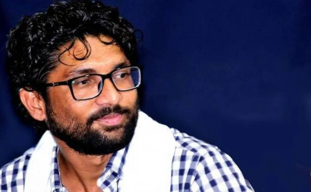 गुजरात चुनाव: मतगणना से एक दिन पहले जिग्नेश मेवाणी की सीट समेत 6 बूथों पर पुनर्मतदान