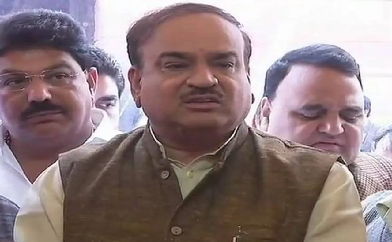 राहुल गांधी पर बीजेपी का पलटवार, कहा विकास को पागल बताने वाले निराशा में कुछ भी बोल रहे हैं