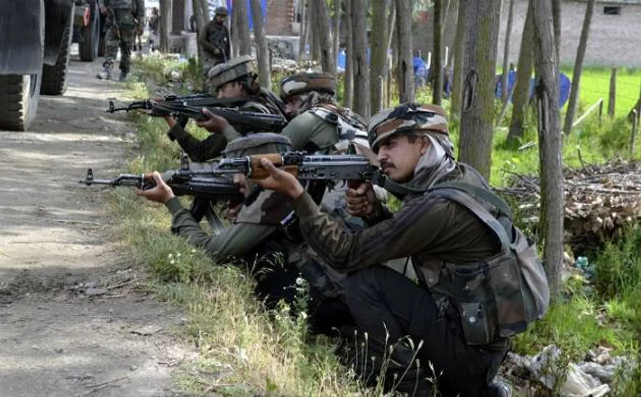 J&K: खेरी बटालियन एरिया में पाकिस्तान ने तोड़ा सीजफायर, एक अधिकारी सहित 4 जवान शहीद