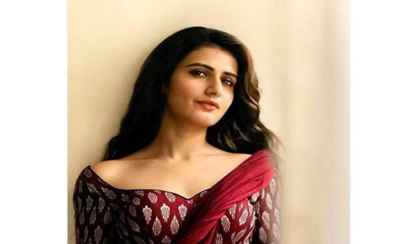 आइब्रो की वजह से ट्रोल हुई 'दंगल गर्ल' फातिमा, इसे पहले भी सेल्फी को लेकर विवादों फंस चुकी