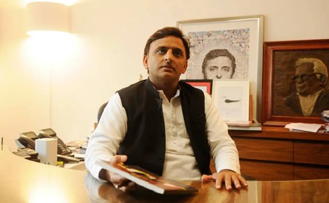 EVM पर सपा ने जनवरी में विपक्षी दलों की बैठक बुलाई, बैलेट पेपर से चुनाव कराए जाने की होगी मांग