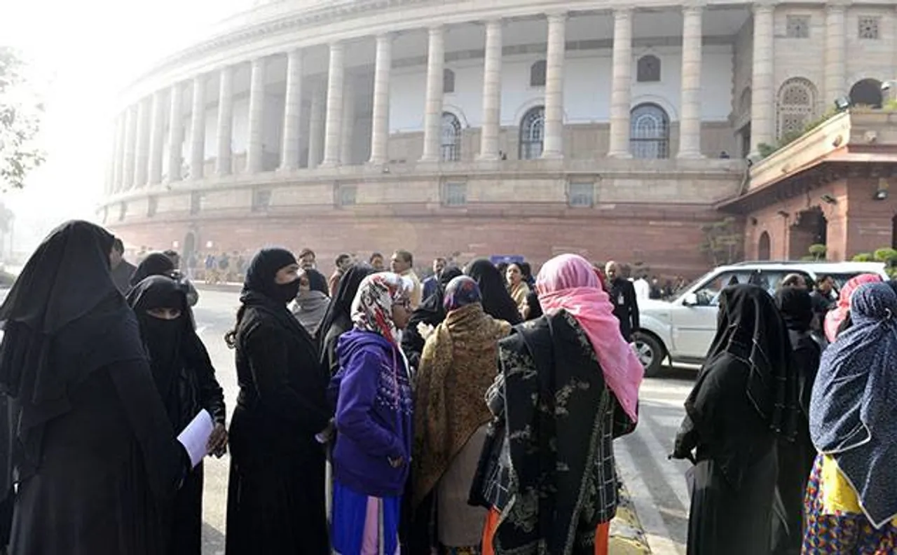 भारी पड़ा विपक्ष, ट्रिपल तलाक बिल को सेलेक्ट कमेटी भेजने को तैयार मोदी सरकार- सूत्र