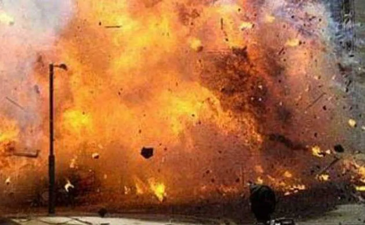 काबुल: भीड़ के पास जाकर आत्मघाती हमलावर ने खुद को उड़ाया, 20 की मौत